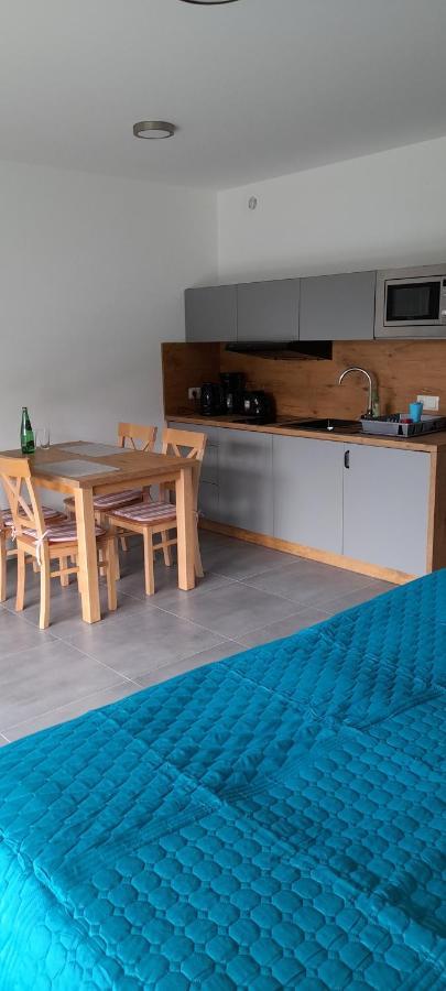Milo Mare Apartaments Миелно Екстериор снимка