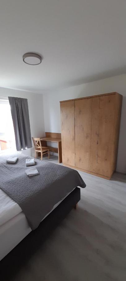 Milo Mare Apartaments Миелно Екстериор снимка