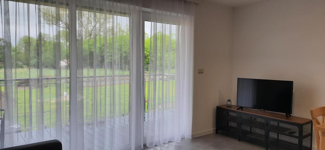 Milo Mare Apartaments Миелно Екстериор снимка