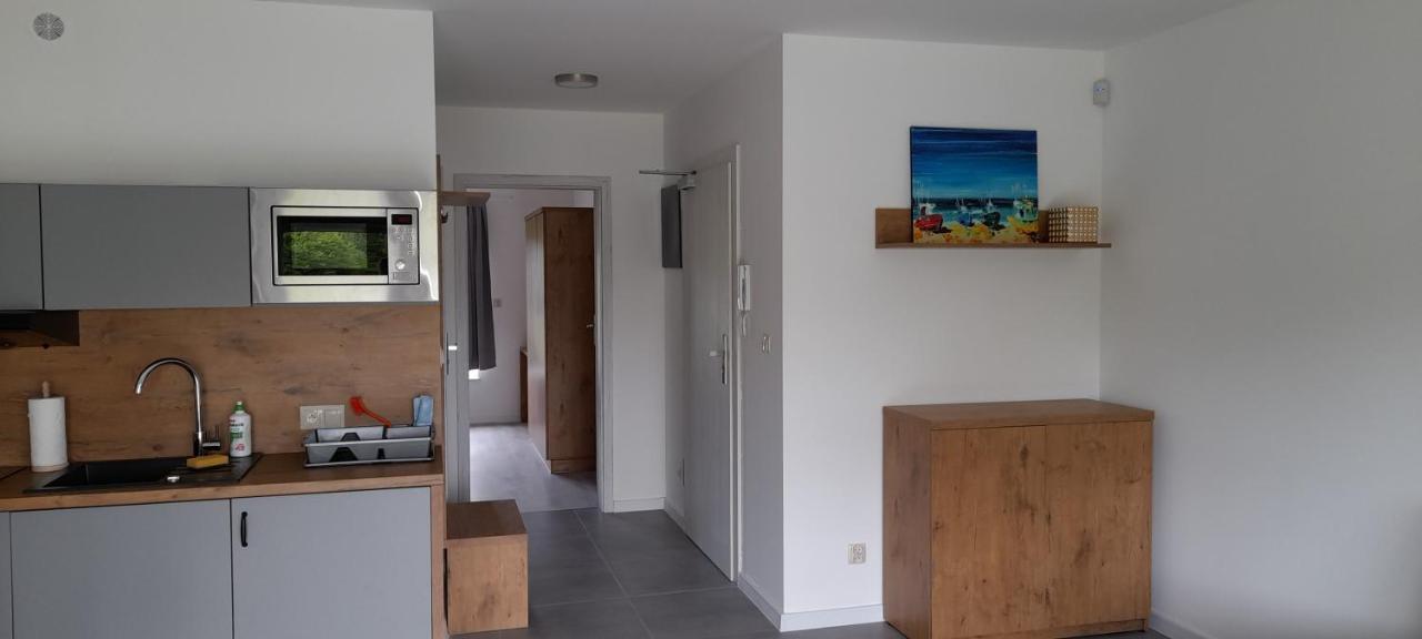 Milo Mare Apartaments Миелно Екстериор снимка