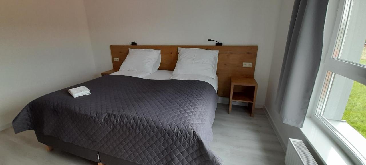Milo Mare Apartaments Миелно Екстериор снимка