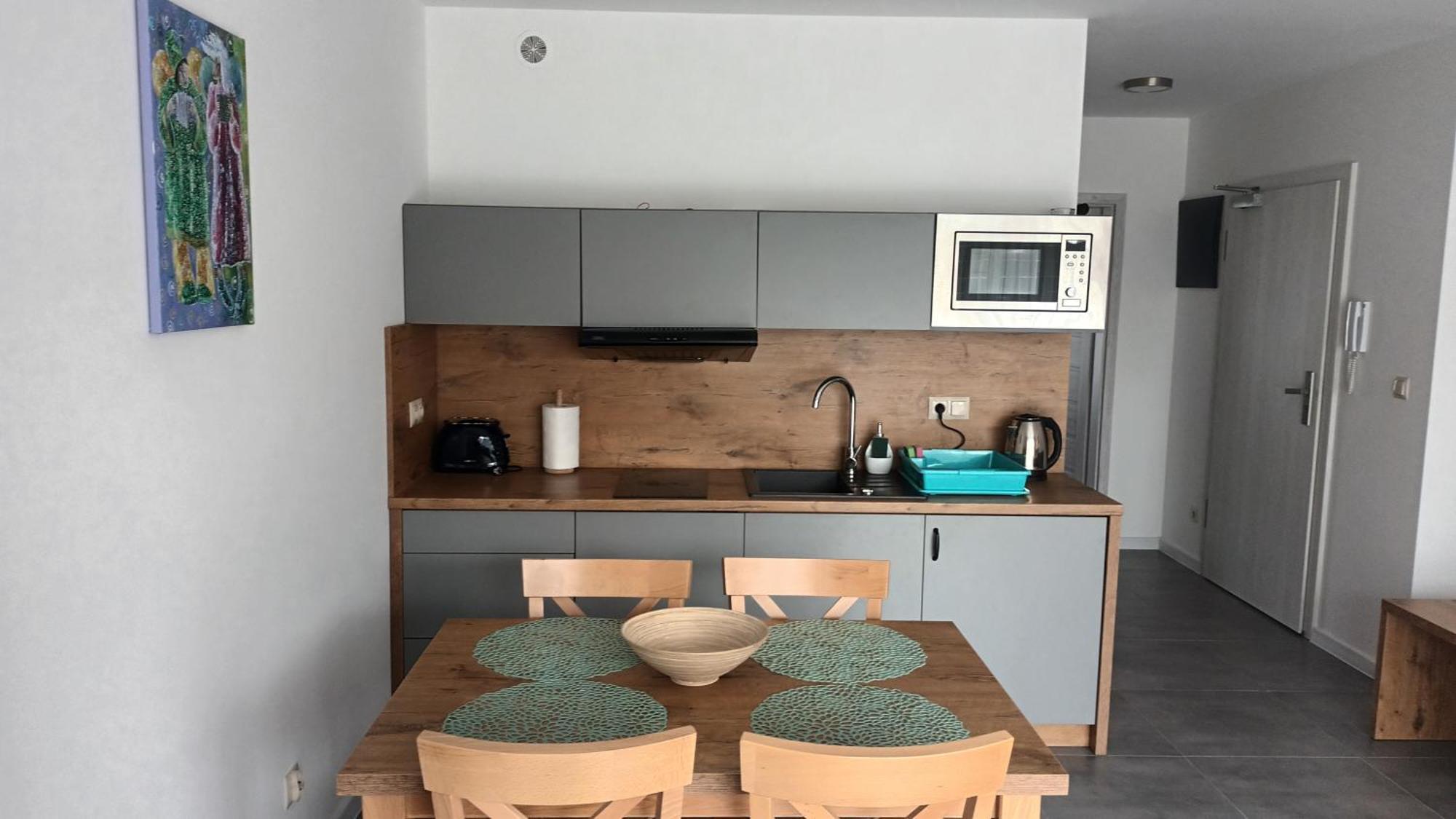 Milo Mare Apartaments Миелно Екстериор снимка