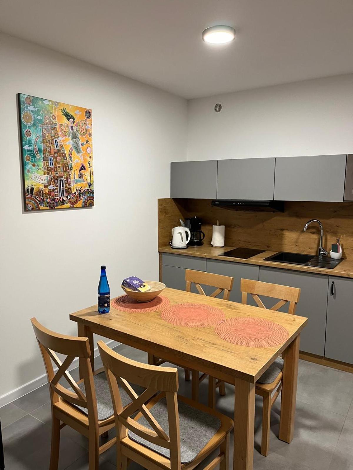 Milo Mare Apartaments Миелно Екстериор снимка